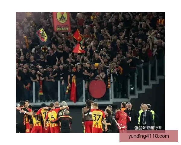 欧冠联赛阶段葡萄牙体育主场二比一力克巴黎圣日耳曼上演经典逆转